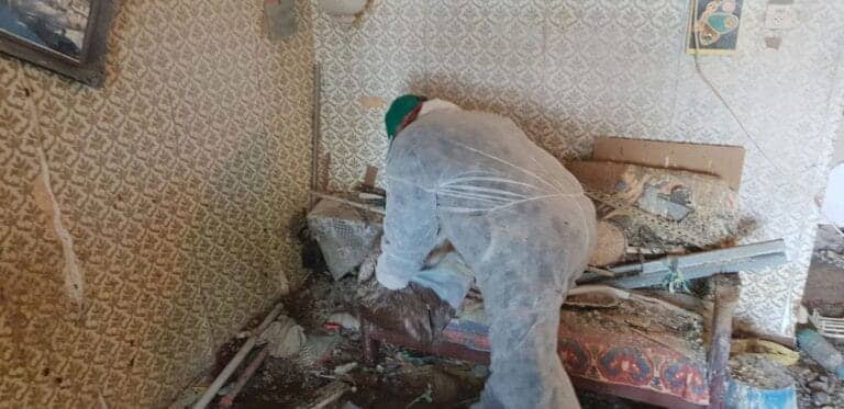 תמונה הממחישה המדריך המקיף לשירותי אלטעזאכן ברמת גן: הכנת מקררים למכירה