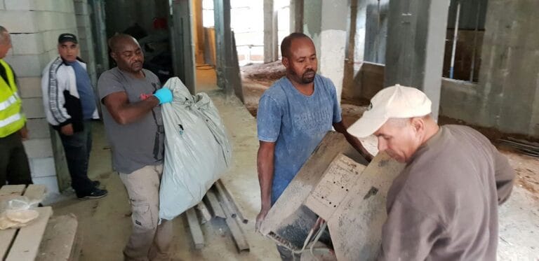 תמונה הממחישה כמה עולה פינוי דירה בגבעתיים - מה המחיר?