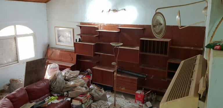 תמונה הממחישה כמה עולה פינוי דירה ברמת השרון - מה המחיר?