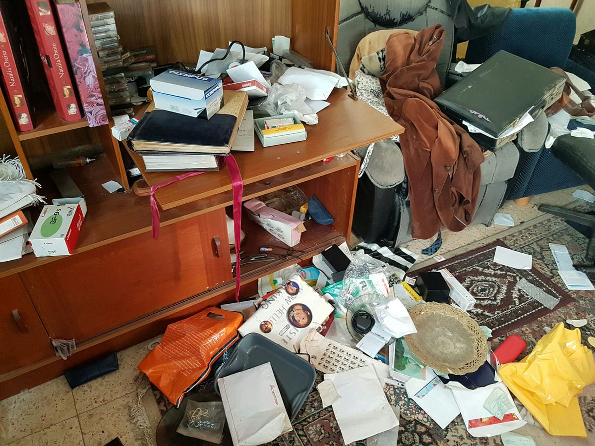 תמונה שממחישה פינוי אולמות וגני אירועים: שירות מקצועי לחידוש ושדרוג